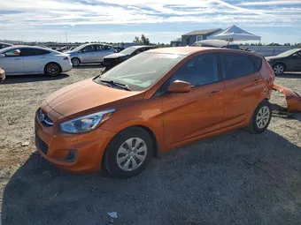 2017 Hyundai Accent KMHCT5AE5HU327764