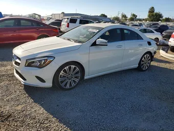 2018 Mercedes-Benz CLA-Class WDDSJ4EB8JN570345