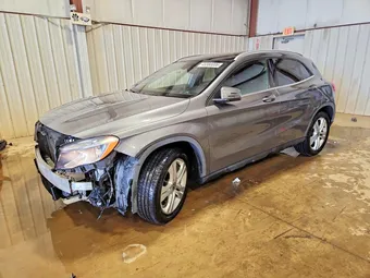 2018 Mercedes-Benz GLA-Class WDCTG4GB0JJ454195