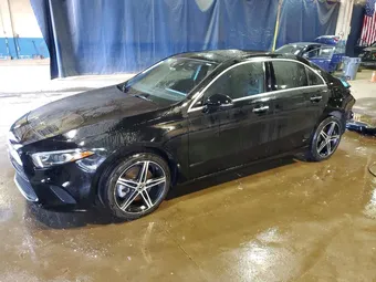 2020 Mercedes-Benz A-Class W1K3G4FB4LJ198126