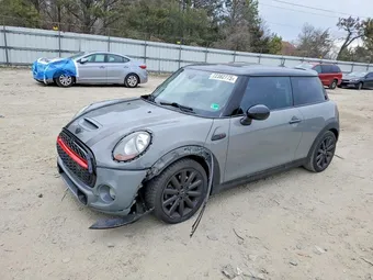 2015 Mini Hardtop 2 Door WMWXP7C59F2A38091