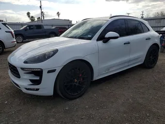 2017 Porsche Macan WP1AG2A53HLB50084