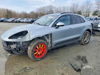 2019 Porsche Macan WP1AA2A50KLB02566