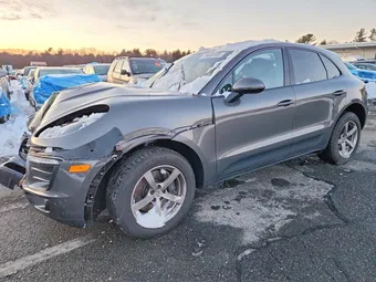 2018 Porsche Macan WP1AA2A54JLB01354