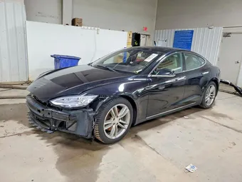 2015 Tesla Model S 5YJSA1E25FF117914