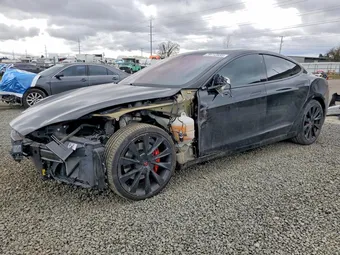 2019 Tesla Model S 5YJSA1E22KF332497