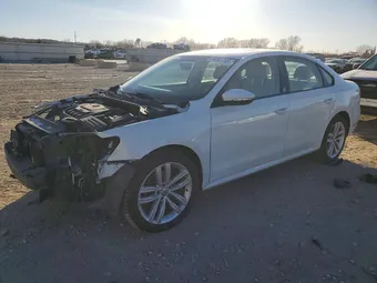 2019 Volkswagen Passat 1VWLA7A37KC000152