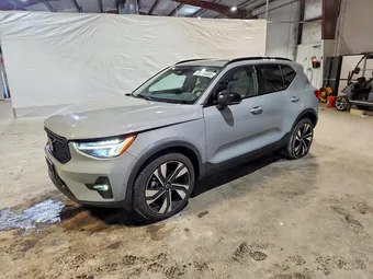 2025 Volvo XC40 YV4L12UC7S2506634