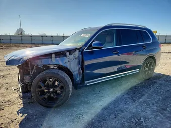 2021 BMW X7 5UXCW2C09M9G89221