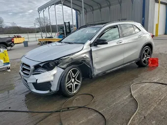 2017 Mercedes-Benz GLA-Class WDCTG4GB5HJ343703