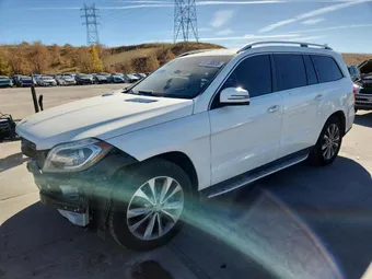 2015 Mercedes-Benz GL-Class 4JGDF6EE4FA573327