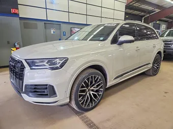 2022 Audi Q7 WA1LXBF73ND004546