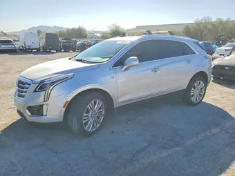 2018 Cadillac XT5 1GYKNERSXJZ221608
