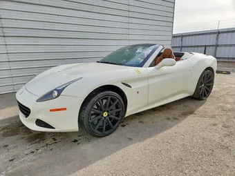 2015 Ferrari California T ZFF77XJA1F0207470