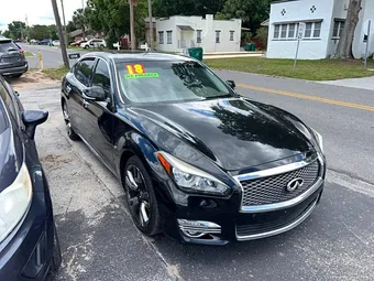 2018 Infiniti Q70 JN1BY1PP0JM330471
