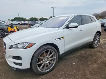 2019 Jaguar F-PACE SADCS2FX4KA364933