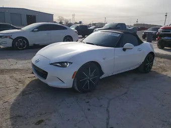 2025 Mazda MX-5 Miata JM1NDAD70S0654281