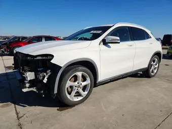 2019 Mercedes-Benz GLA-Class WDCTG4EB0KU005280