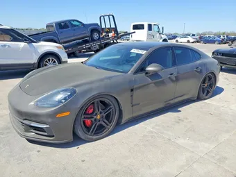 2017 Porsche Panamera WP0AA2A73HL104288