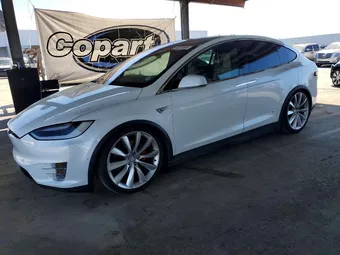 2016 Tesla Model X 5YJXCAE46GFS00304