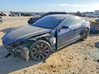 2016 Tesla Model S 5YJSA1E49GF165399