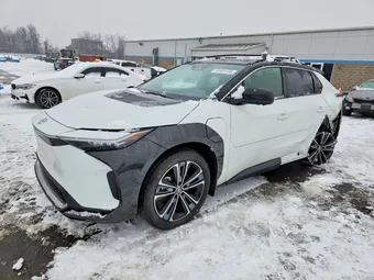 2023 Toyota bZ4X JTMABACA6PA007113
