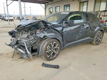 2021 Toyota C-HR JTNKHMBX6M1099440