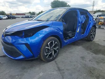 2020 Toyota C-HR NMTKHMBX8LR107395