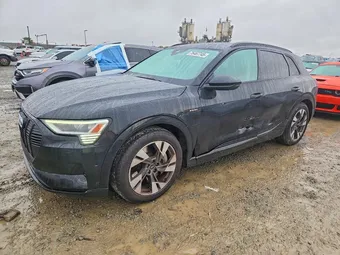 2021 Audi e-tron WA1AAAGE8MB018548