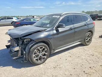 2022 BMW X1 WBXJG7C08N5V40729