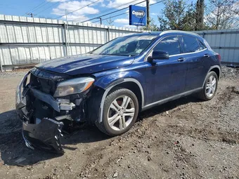 2017 Mercedes-Benz GLA-Class WDCTG4GB0HJ351112