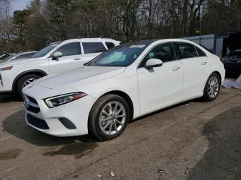 2019 Mercedes-Benz A-Class WDD3G4FBXKW001560