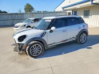 2015 Mini Countryman WMWZC3C50FWT01684