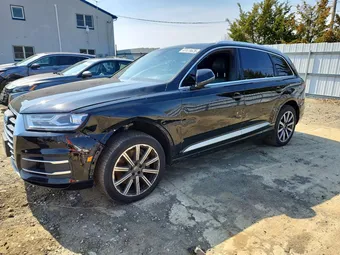 2017 Audi Q7 WA1LAAF7XHD014832