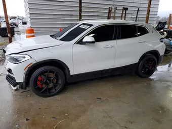 2018 BMW X2 WBXYJ5C3XJEF82122