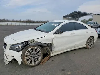 2018 Mercedes-Benz CLA-Class WDDSJ4EB2JN645816