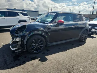 2018 Mini 3-Door WMWXP7C54J2A47595