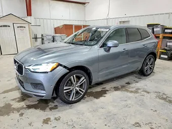 2018 Volvo XC60 LYV102RK8JB122453