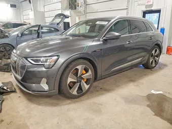 2019 Audi e-tron WA1VAAGE2KB008144