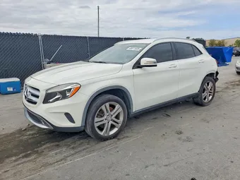 2015 Mercedes-Benz GLA-Class WDCTG4GB7FJ181960