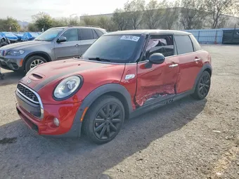 2018 Mini Hardtop WMWXU3C58J2F51388