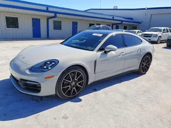 2022 Porsche Panamera WP0AJ2A7XNL100105