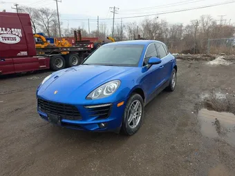 2016 Porsche Macan WP1AB2A52GLB43009