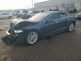 2016 Tesla Model S 5YJSA1E22GF173469