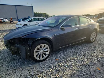 2020 Tesla Model S 5YJSA1E22LF352248