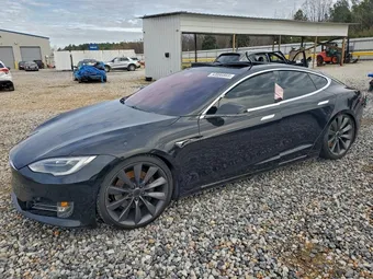 2017 Tesla Model S 5YJSA1E22HF230870