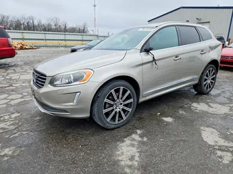 2015 Volvo XC60 YV4902RM0F2702371