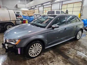 2016 Audi A3 e-tron WAUUPBFF8GA125754