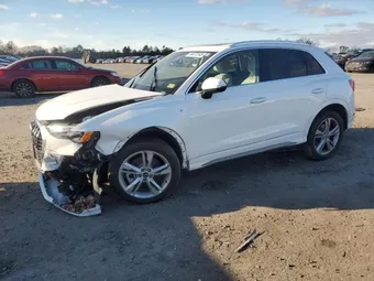 2021 Audi Q3 WA1DECF36M1028417