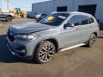 2021 BMW X1 WBXJG7C06M5S28259